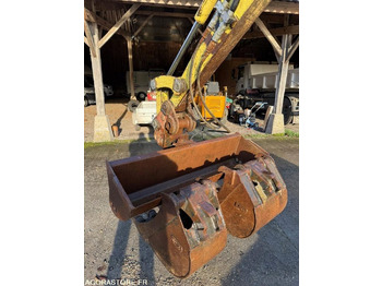 Excavadora MINI-PELLE - YANMAR B25 V - 2,7 Tonnes - 2000 - 8471H: foto 5 Excavadora MINI-PELLE - YANMAR B25 V - 2,7 Tonnes - 2000 - 8471H: foto 5
