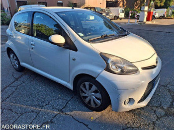 Coche TOYOTA