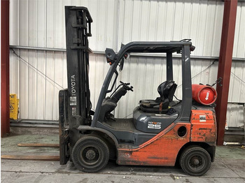 Carretilla elevadora de gas TOYOTA FGF 25
