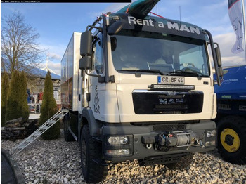 Vehículo municipal MAN TGM