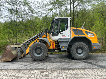 Cargadora de ruedas LIEBHERR L 526