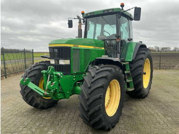 Tractor JOHN DEERE 7710