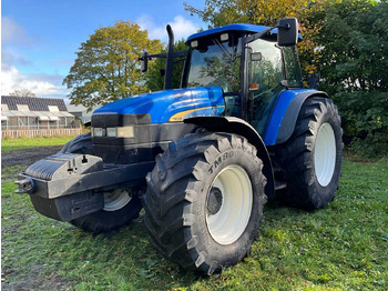 Tractor NEW HOLLAND TM