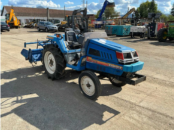 Tractor ISEKI
