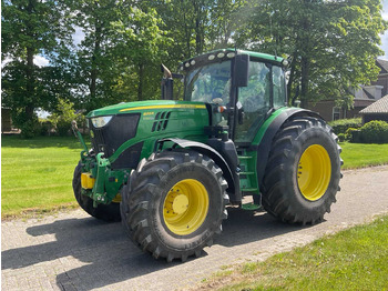 Tractor JOHN DEERE 6215R