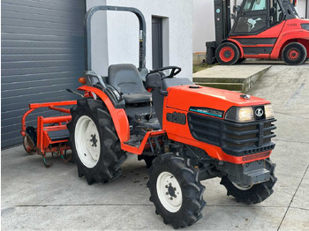Tractor KUBOTA - GB200 - 4-WHEEL DRIVE TRACTOR: foto 3