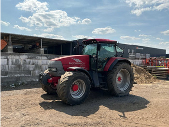 Tractor McCORMICK