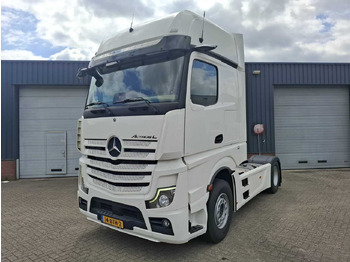 Camión MERCEDES-BENZ Actros 1945