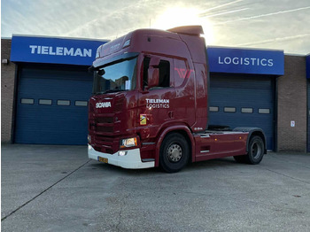 Camión SCANIA R 460