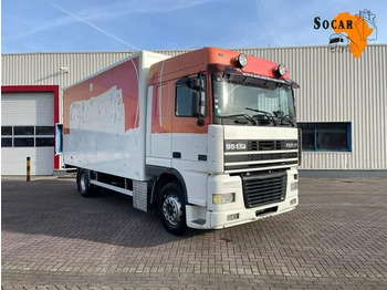 Camión caja cerrada DAF XF 95 380