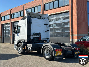 Cabeza tractora Volvo FM 370 EEV 4X2 NIGHT A/C - AUTOMATIC - EURO 5: foto 4