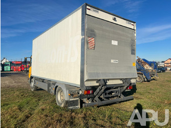 Camión caja cerrada Mercedes-Benz Atego 1324: foto 5