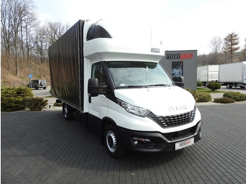 Furgoneta con lona IVECO Daily 35s18