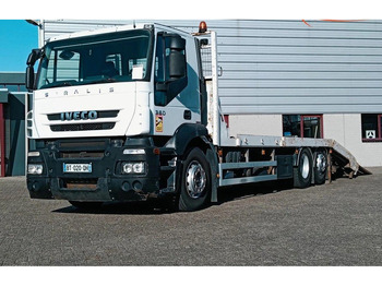 Camión portavehículos IVECO