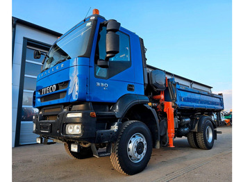 Camión volquete IVECO Trakker