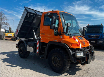 Dúmper UNIMOG U400