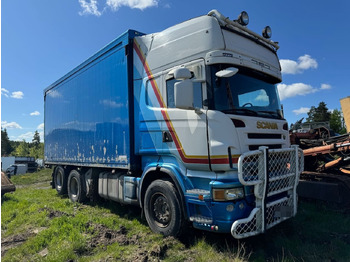 Camión caja cerrada SCANIA R 500