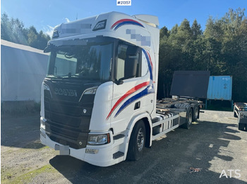 Camión portacontenedore/ Intercambiable SCANIA R 580