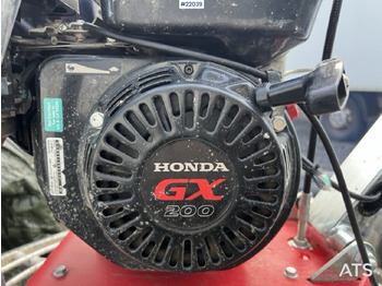 Fratasadora Swepac TR 950R: foto 3 Fratasadora Swepac TR 950R: foto 3