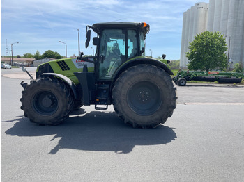 Tractor CLAAS Arion 660
