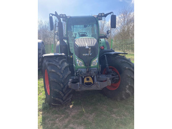 Tractor Fendt 720 Vario S4 ProfiPlus: foto 4