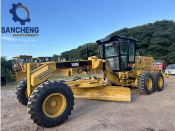 Grader CATERPILLAR 140K
