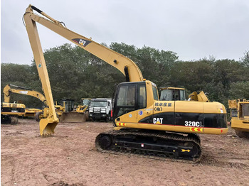 Excavadora de cadenas CATERPILLAR 320CL