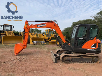 Excavadora DOOSAN DX55
