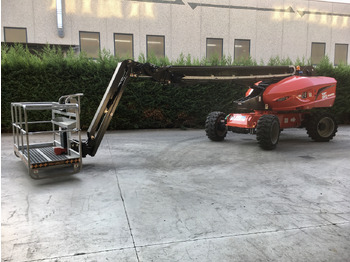 Plataforma telescopica MANITOU