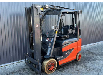 Carretilla elevadora eléctrica LINDE E25