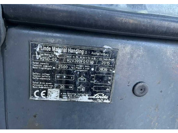 Carretilla elevadora diésel Linde H25D-01: foto 4 Carretilla elevadora diésel Linde H25D-01: foto 4