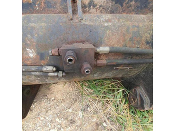 Cazo cargador Liebherr L50 L70: foto 3