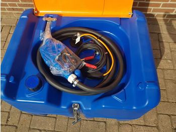 Camión cisterna para transporte de combustible Cemo ad blue tank: foto 4 Camión cisterna para transporte de combustible Cemo ad blue tank: foto 4