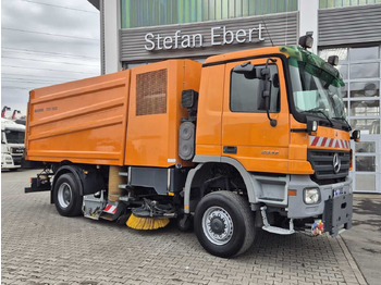 Leasing de  Mercedes-Benz Actros 2032 A 4x4 Bucher STKF 9500 Airport 30x Mercedes-Benz Actros 2032 A 4x4 Bucher STKF 9500 Airport 30x: foto 4