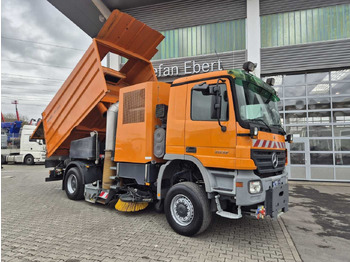 Leasing de  Mercedes-Benz Actros 2032 A 4x4 Bucher STKF 9500 Airport 30x Mercedes-Benz Actros 2032 A 4x4 Bucher STKF 9500 Airport 30x: foto 2