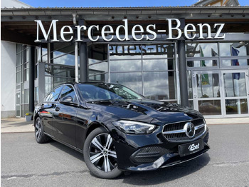 Sedan MERCEDES-BENZ