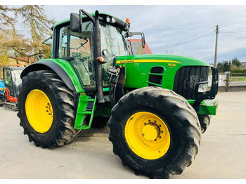 Tractor JOHN DEERE 7530