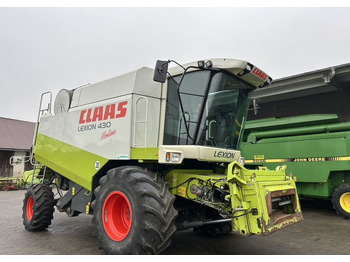 Cosechadora de granos CLAAS Lexion