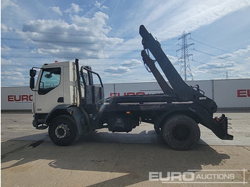 Camión portacontenedor de cadenas 2007 DAF LF55.220: foto 2