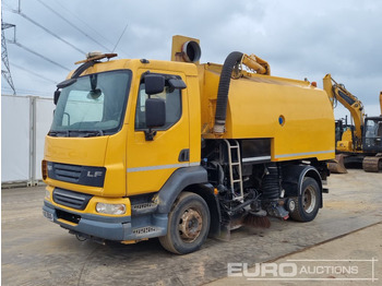 Barredora vial DAF LF 45