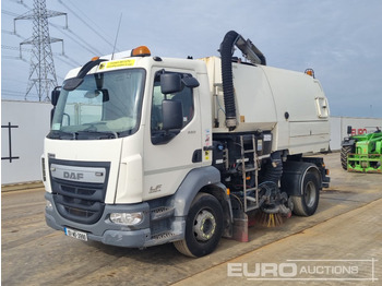 Barredora vial DAF LF 220