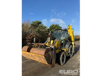 Retroexcavadora NEW HOLLAND