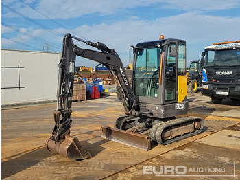 Miniexcavadora VOLVO ECR25D