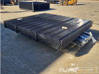 Equipo de construcción Unused Galvanised & Powder Coated Heavy Duty (5mm) Wire Mesh Fencing, 25 x H2.4m x W2.2m Panels, 26 x 60mm x 60mm x3m Posts, with Fittings (Black): foto 3