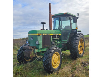 Tractor John Deere 4240: foto 3