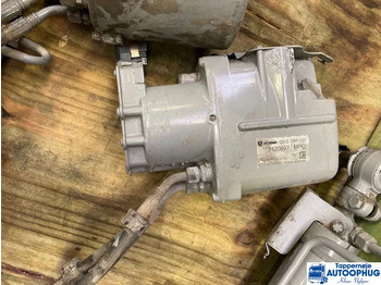 Dirección para Camión Scania Steering EST Hydraulic cylinder P/N: 2717017 / 2420899: foto 5 Dirección para Camión Scania Steering EST Hydraulic cylinder P/N: 2717017 / 2420899: foto 5