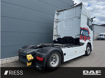 Cabeza tractora DAF XG+ 530 FT Alcoa Leder Intarder Standklima Hydra DAF XG+ 530 FT Alcoa Leder Intarder Standklima Hydra: foto 3 Cabeza tractora DAF XG+ 530 FT Alcoa Leder Intarder Standklima Hydra DAF XG+ 530 FT Alcoa Leder Intarder Standklima Hydra: foto 3