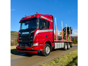 Camión forestal SCANIA R 520