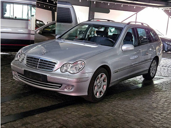 Sedan MERCEDES-BENZ
