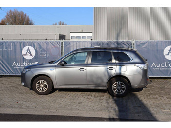 SUV/ Todoterreno Mitsubishi Outlander PHEV: foto 3